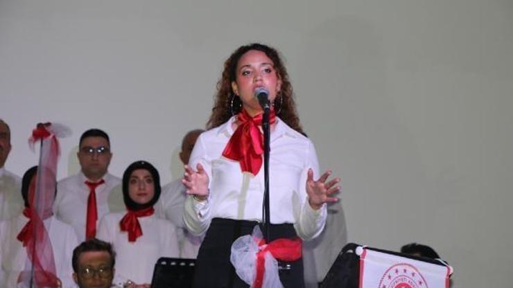 Bafra Adliyesi memurlarından oluşan koro ilk konserini verdi