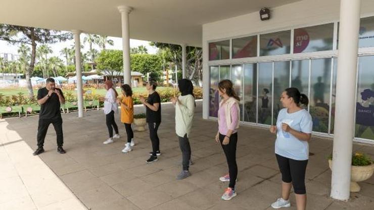 Mersinde kadınlar, şiddete karşı Krav Maga öğreniyor