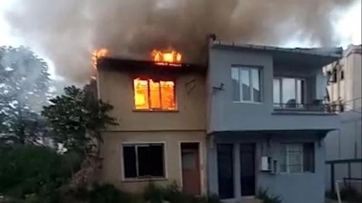 Tekirdağ’da metruk binada yangın