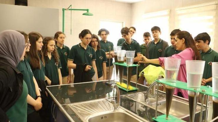 Manisa Fen Lisesi Öğrencileri, atıksu arıtma tesisini gezdi