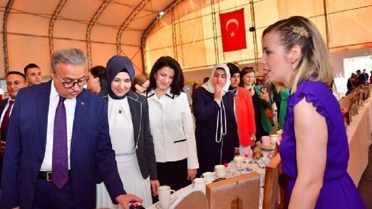 Diyarbakır’da Aile Destek Merkezi kursiyerlerinden yılsonu sergisi