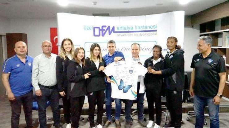 Avrupa şampiyonlarından kupalı ziyaret