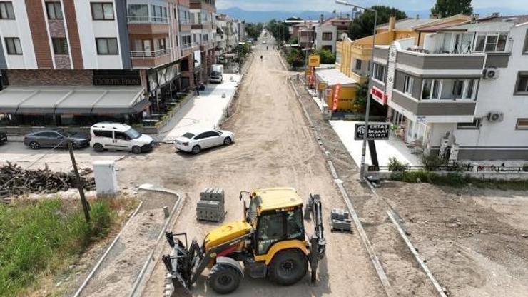 İkizçay Mahallesinde yollar yenileniyor