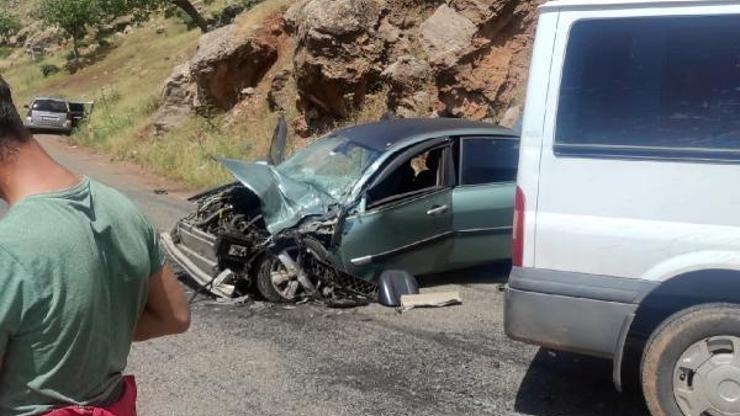 Siirt’te TIR ile çarpışan otomobilin sürücüsü yaralandı