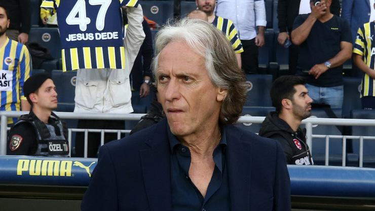 Fenerbahçede yeni teknik direktör arayışı başladı