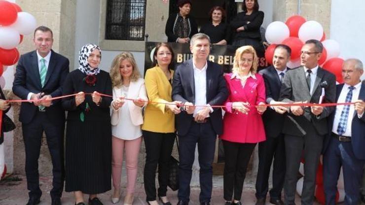 Tarihi konakta el sanatları sergisi