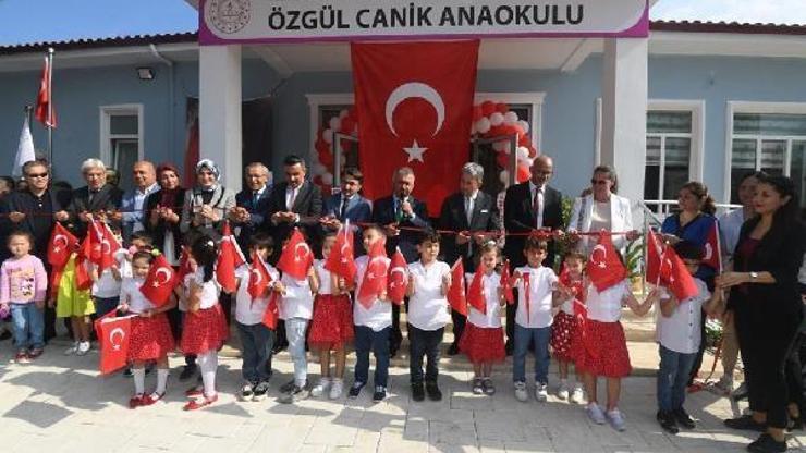 Hayırseverin anaokulunu vali açtı