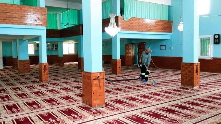 Akdeniz’de ibadethanelere özel bakım