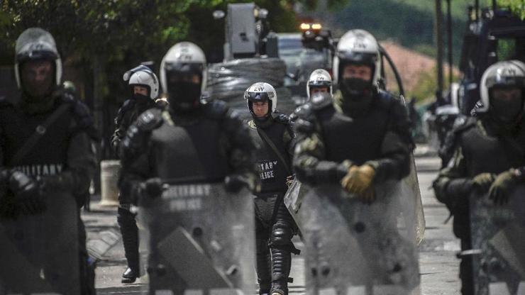 Kosova Polisi: Protesto çağrılarını dikkate almayın