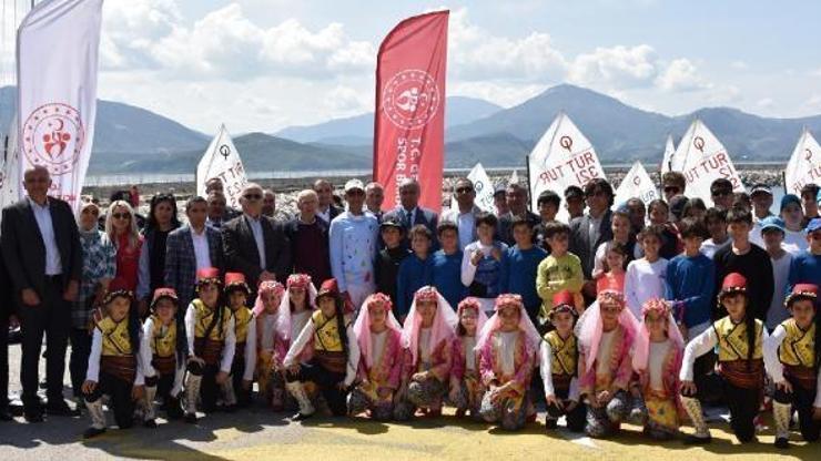 Eğirdirde Optimist Yarışları başladı