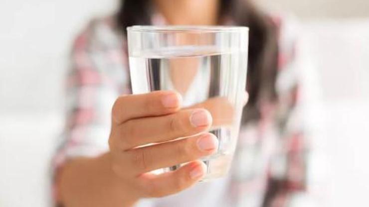 Bilim insanlarından önemli açıklama: Günde 2 litre su içmenize gerek yok