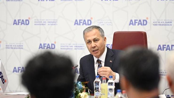 İçişleri Bakanı Yerlikayadan AFAD ile ilk toplantı Çalışmalarımızı sürdüreceğiz