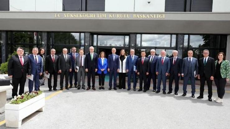 DEÜ, 2022 Engelsiz Üniversiteler Ödüllerinde 20 bayrak ve 9 Nişan aldı