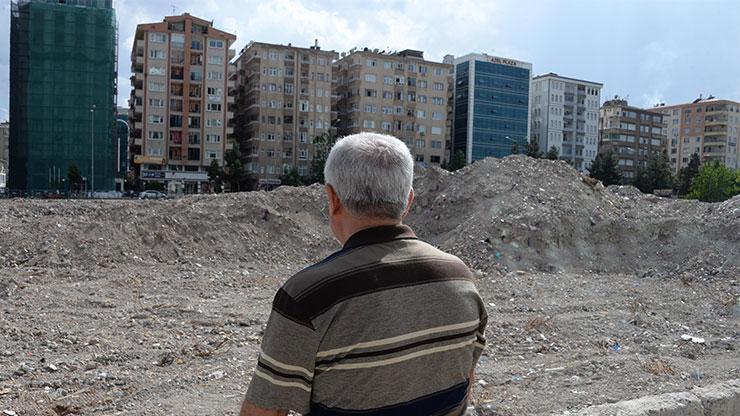 Galeria Sitesi’nin mülk sahipleri ‘bina yapılsın’ dedi Uzmanından ‘zemin’ uyarısı geldi