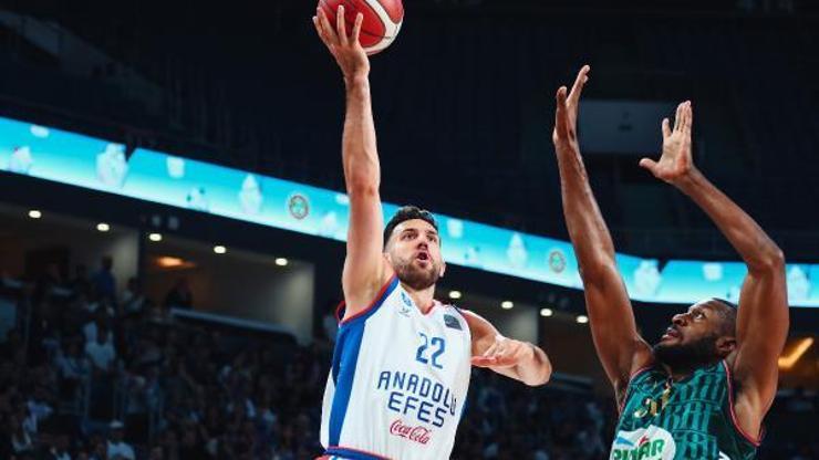 Pınar Karşıyakayı yenen Anadolu Efes seriyi 2-0a getirdi