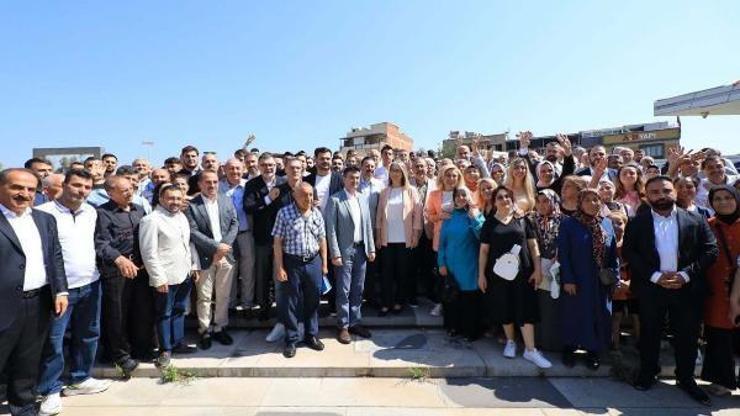 AK Parti İzmir İl Başkanı Saygılı: Bayramlaşıyor, nabız tutuyoruz