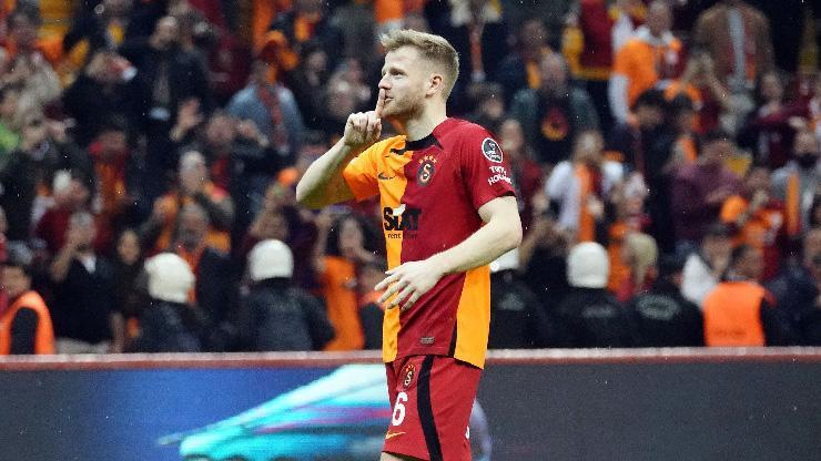 Samsunspordan Galatasaraylı Midtsjöye kanca