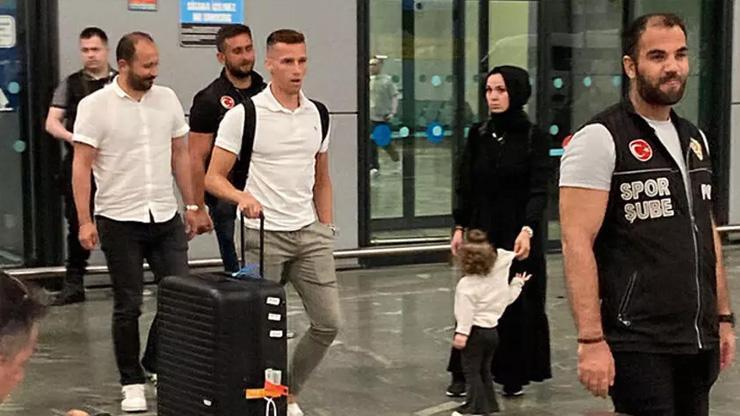 Trabzonsporun yeni transferi İstanbula geldi