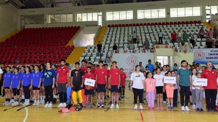 Osmaniye’de yaz spor okulları 2 bin 50 öğrenci ile başladı