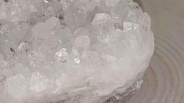 Kuvars Taşı Nedir, Ne İşe Yarar Kuvars Taşı Faydaları Nelerdir, Nelere İyi Gelir