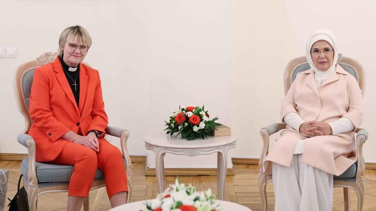 Emine Erdoğan, İsveç Başbakanı Kristersson’un eşiyle görüştü