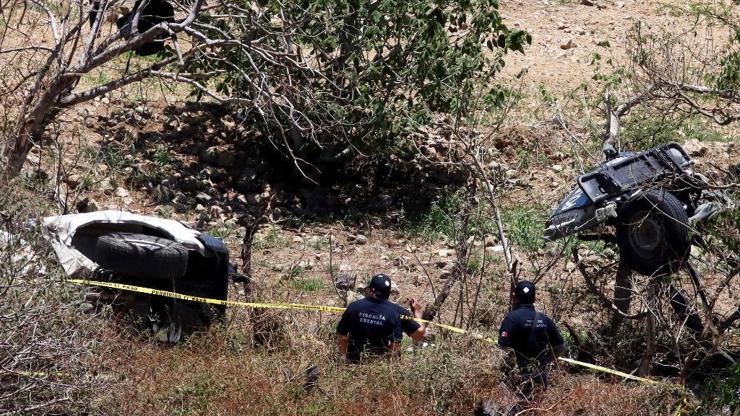 Meksika’da polis aracına bombalı saldırı: 6 ölü, 12 yaralı