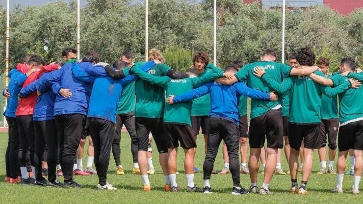 Bursaspor, internet sitesi çalışanlarını tesislere almayacak