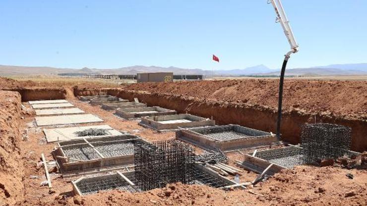 Sivasta yeni nesil tarım araçları fabrikasının temeli atıldı