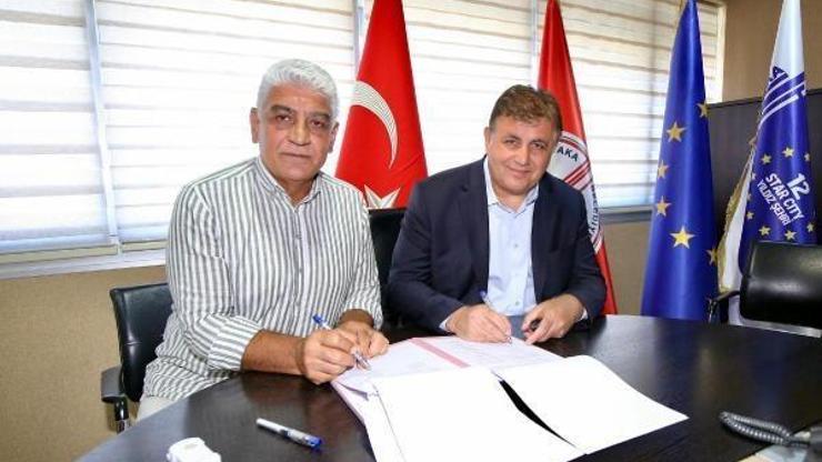 Karşıyakada yüzleri güldüren toplu iş sözleşmesi imzalandı