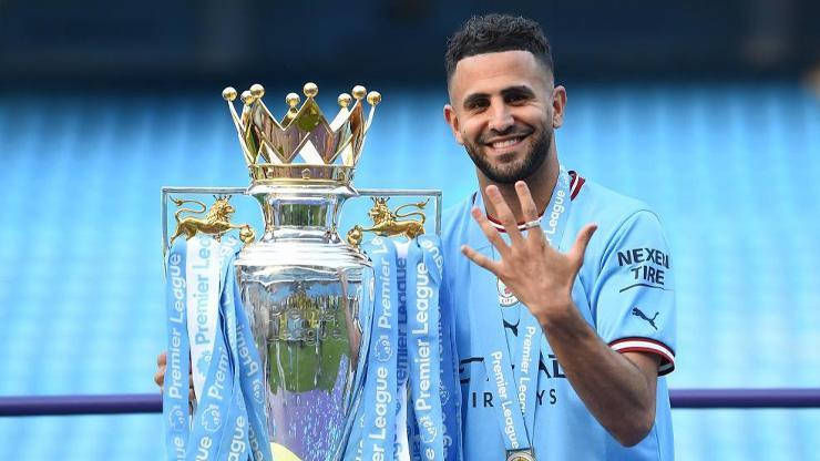 Riyad Mahrez resmen Al Ahlide