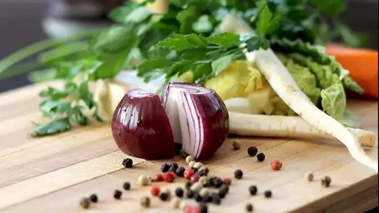 Soğanı boynunuza asınca bakın ne oluyor ABDli uzmanlar açıkladı