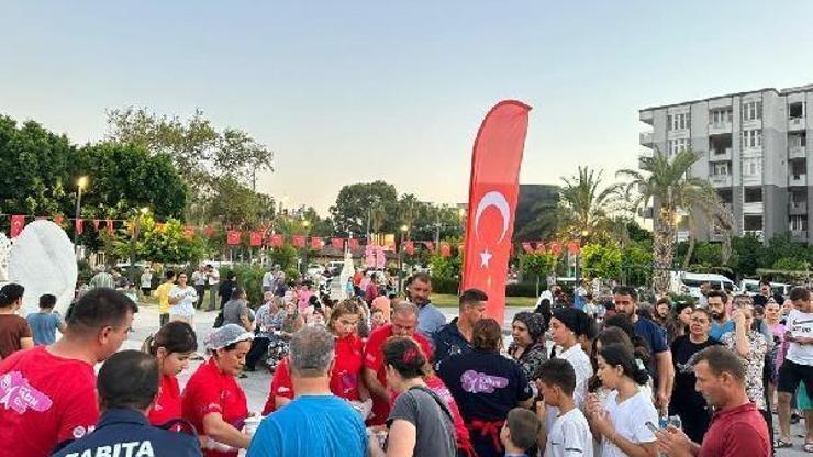 Ceyhan Belediyesinden aşure etkinliği