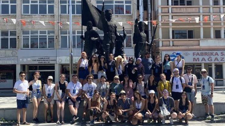 Gençlik çalışanları Burdurda buluştu