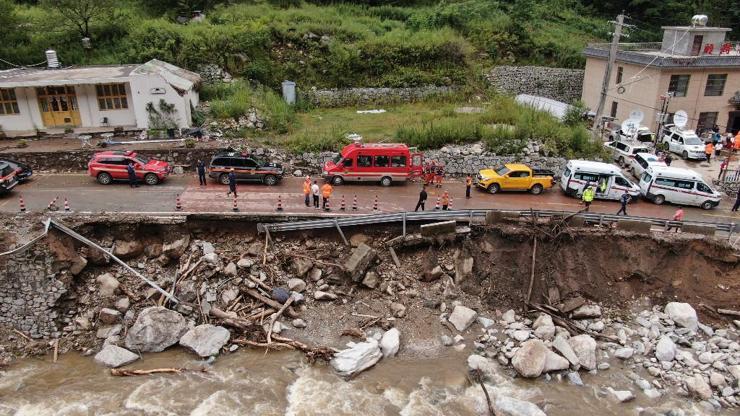Çin’de sel ve toprak kaymasında can kaybı 21’e yükseldi