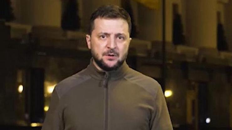 Zelenskiy’den doğu cephesindeki askerlere ziyaret