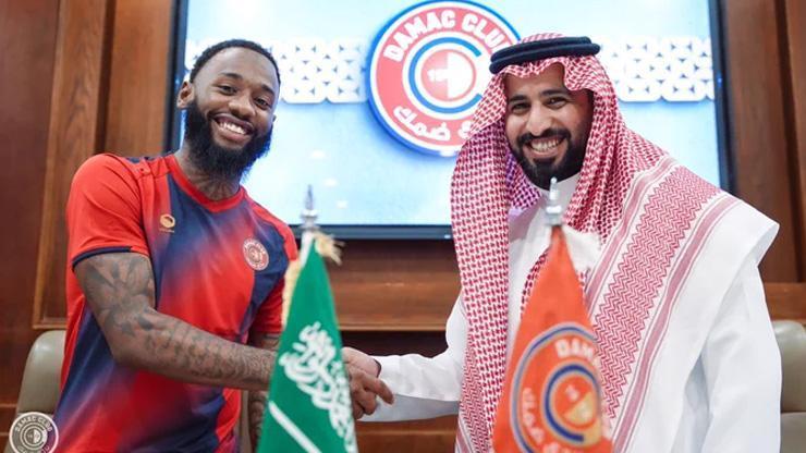 Nkoudou Damac FC ile sözleşme imzaladı
