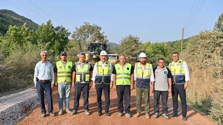 Başkan Yılmazdan asfalt serimi yapan işçilere ziyaret