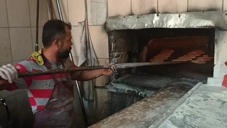 Gaziantep’te 360 derece fırın ateşinin karşısında ekmek mücadelesi