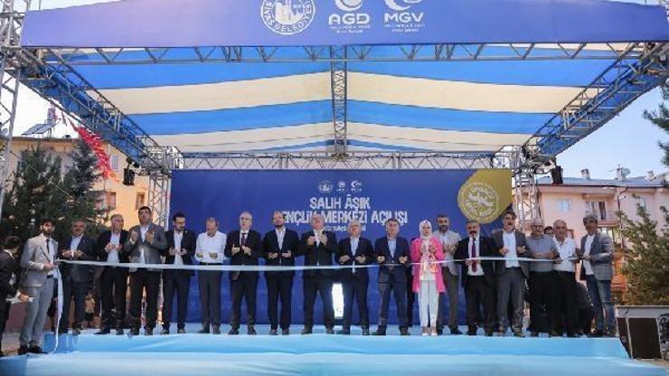 Salih Aşık Gençlik Merkezi hizmete açıldı