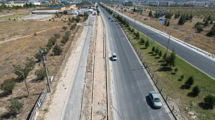 Niğdede bisiklet ve yürüyüş yolu Bor ilçesi sınırına kadar uzatılıyor