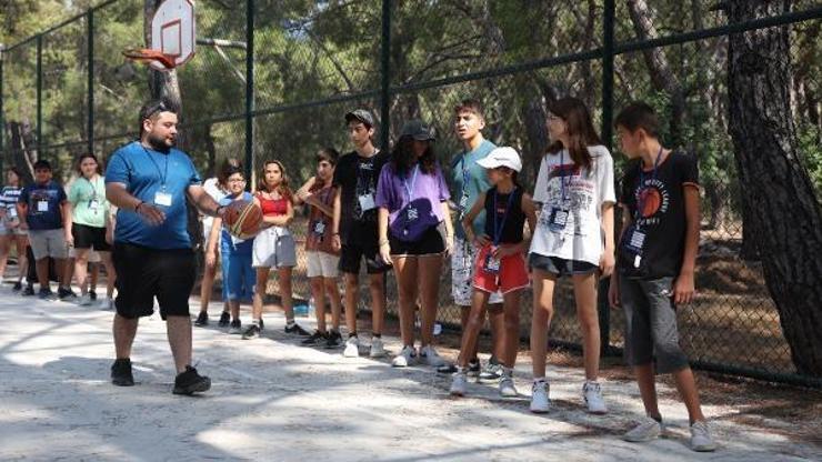 Gençlik Kampı ve Eğitim Merkezinde unutulmaz yaz kampı