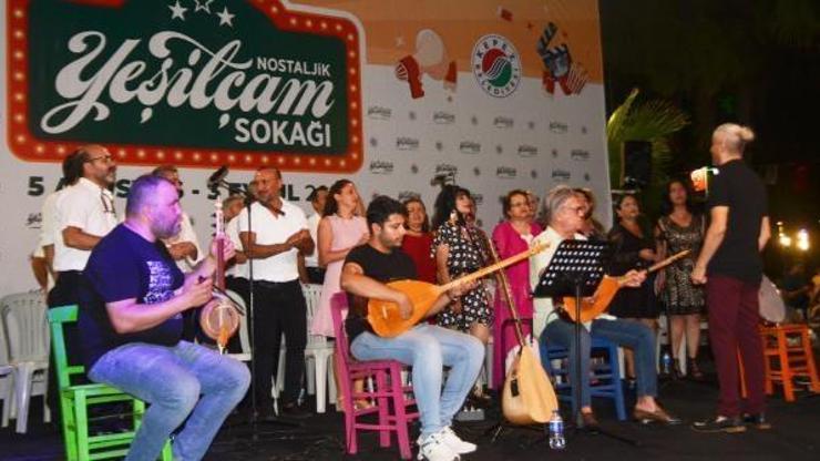 Yeşilçam Sokağında türkü rüzgarı