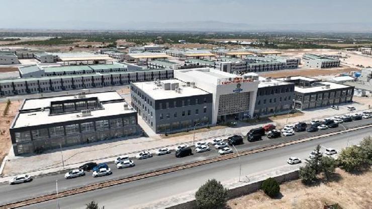 Başkan Gürkandan, Dünya Kayısı Ticaret Merkezinde inceleme