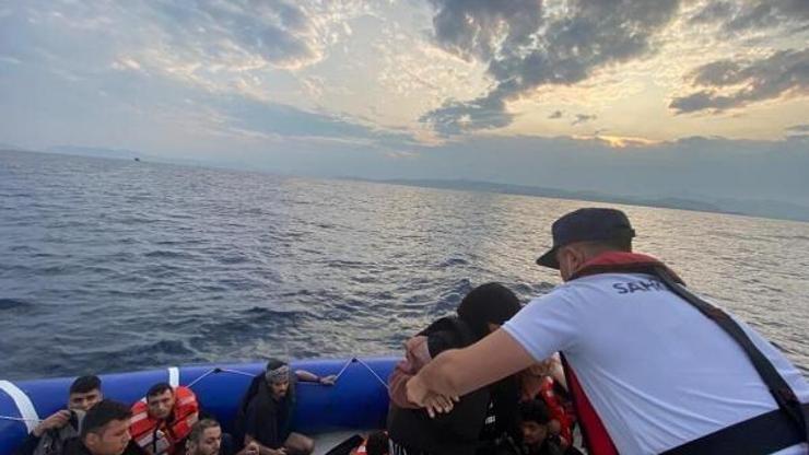Kuşadası açıklarında 25 düzensiz göçmen yakalandı