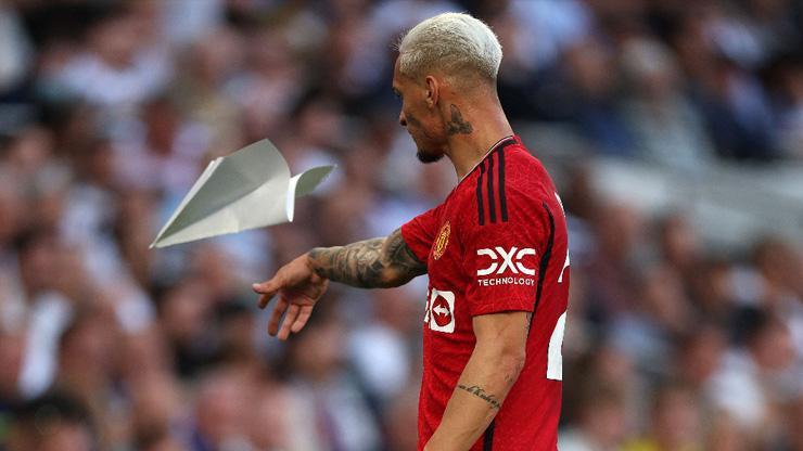Manchester United, Antony iddialarını kabul etti
