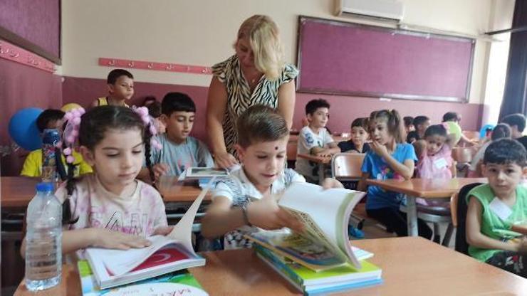 Deprem bölgesinde öğrencilere adaptasyon eğitimi başladı