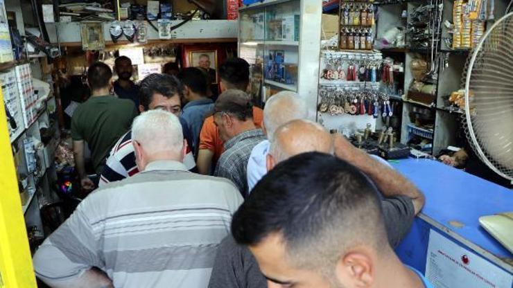 Gaziantepli çilingir, 10 yıldır her Cuma günü yemek dağıtıyor