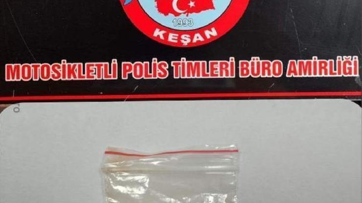 Aynı gün 2 kez üzerinde uyuşturucuyla yakalandı