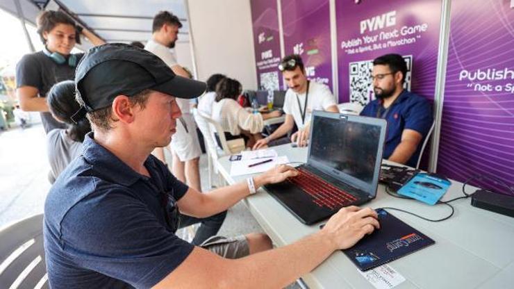 Oyun tutkunları İzmir Enternasyonal Fuarında buluştu
