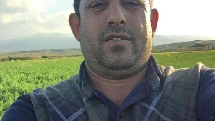 Yol kenarında yürürken otomobil çarpan yaya öldü